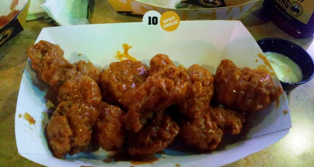 Buffalo Wild Wings Grill & Bar Review – August 7, 2013